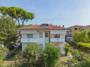 Apartment Dei Fiori by Interhome, Lido Di Camaiore